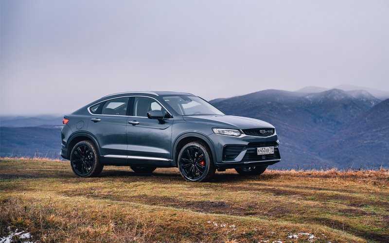 Кроссовер Geely Tugella стал доступнее в России