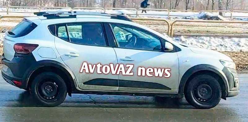 
            Новый Renault Sandero сфотографировали в России
        