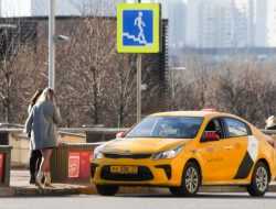 Москвич с аэрофобией уехал в Хабаровск на такси за 250 тысяч рублей