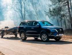 Toyota отзовет в России 3,5 тыс. машин из-за проблем с тормозами