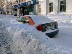 «Откопали 2000 машин». Как водители каршеринга «отличились» в снегопад