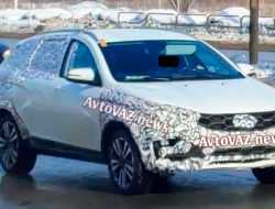 Обновленный универсал Lada Vesta заметили на тестах