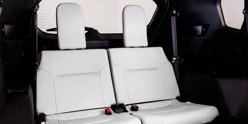 Mitsubishi представила кроссовер Outlander нового поколения