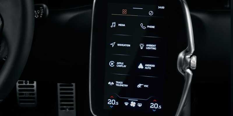 
            McLaren выпустил 680-сильный суперкар без задней передачи
        