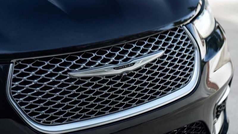 Глава Stellantis пообещал не избавляться от Chrysler