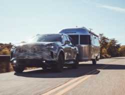 Infiniti показала тяговые возможности нового QX60