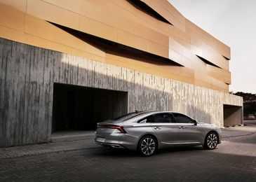 Kia представила абсолютно новый роскошный седан K8