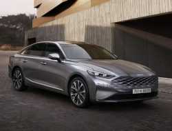 Kia раскрыла внешность нового седана K8