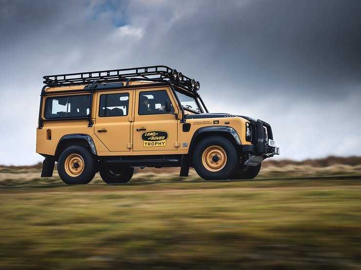 Land Rover выпустит партию олдскульных внедорожников Defender V8