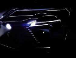 Lexus анонсировал трёхрядный внедорожник с новой мультимедийной системой