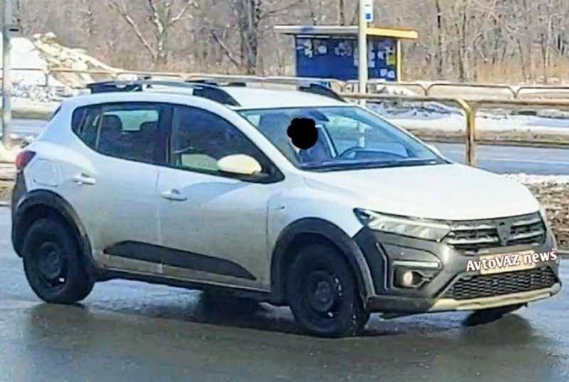 На АвтоВАЗе сфотографировали новый Renault Sandero