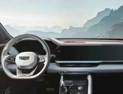 Названа дата дебюта новейшего кроссовера Geely KX11