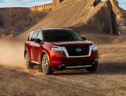 Nissan представил новый Pathfinder, который приедет и в Россию