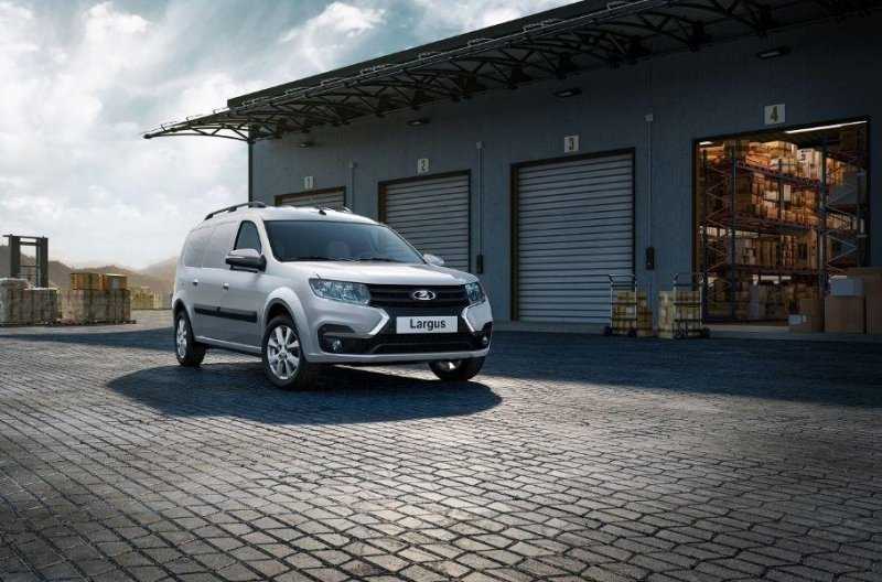 Обновленный Lada Largus: объявлены цены и комплектации