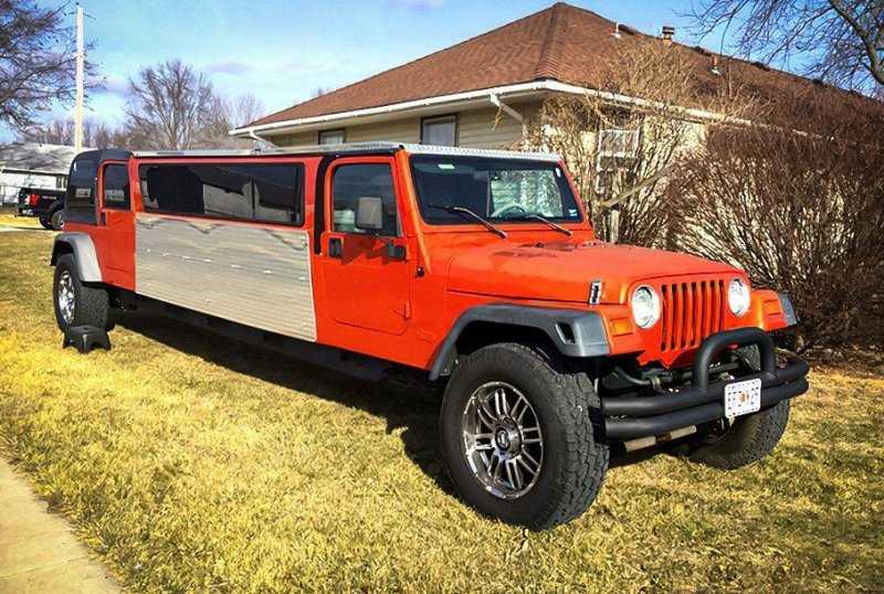 Очень длинный и странный Jeep Wrangler продают на аукционе