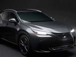 Опубликованы первые изображения нового кроссовера Lexus NX