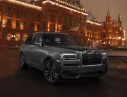 Появились фотографии ограниченной серии Rolls-Royce Cullinan, посвященной горам России