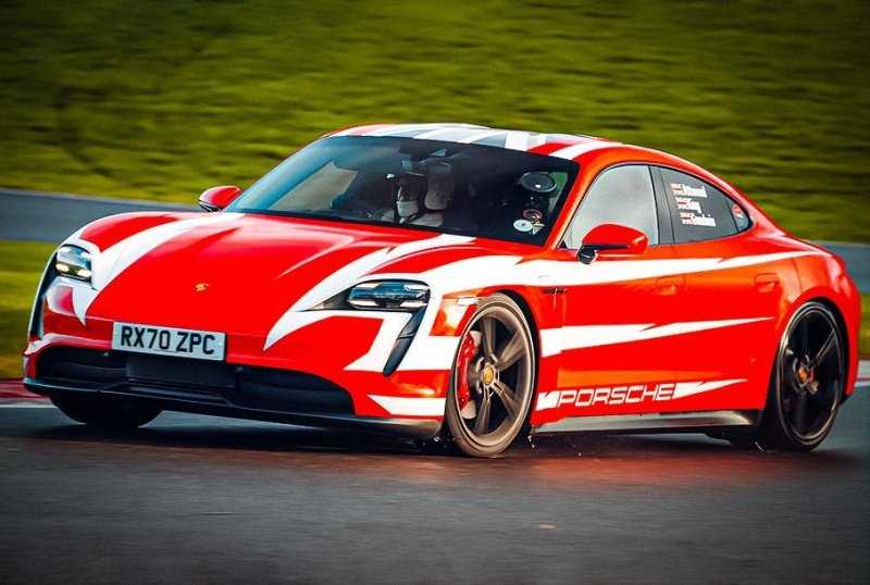 Видео: Электрические Porsche Taycan установили 13 рекордов