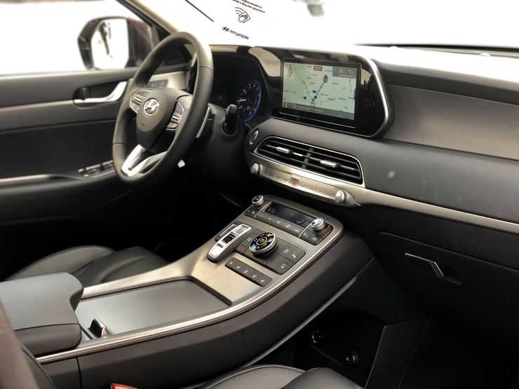Вкус премиальности: первый тест-драйв нового Hyundai Palisade