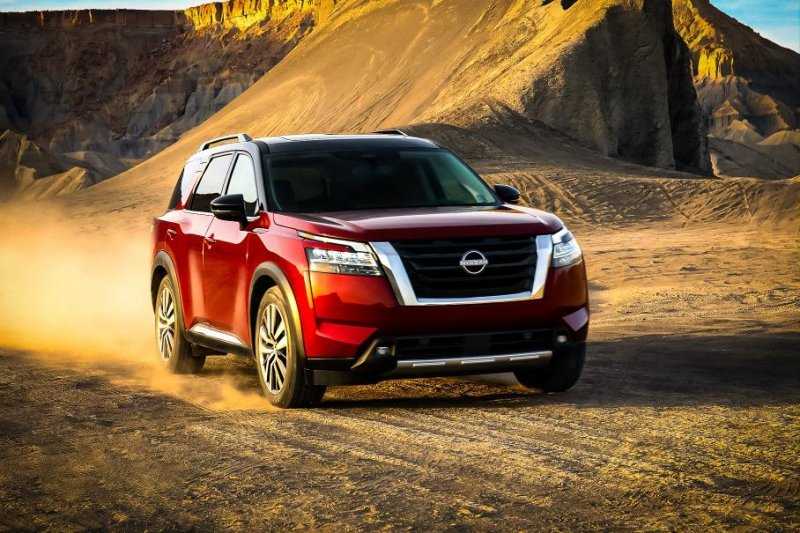 Восемь мест, автомат и V6: Nissan представил новый Pathfinder, который доберется до России