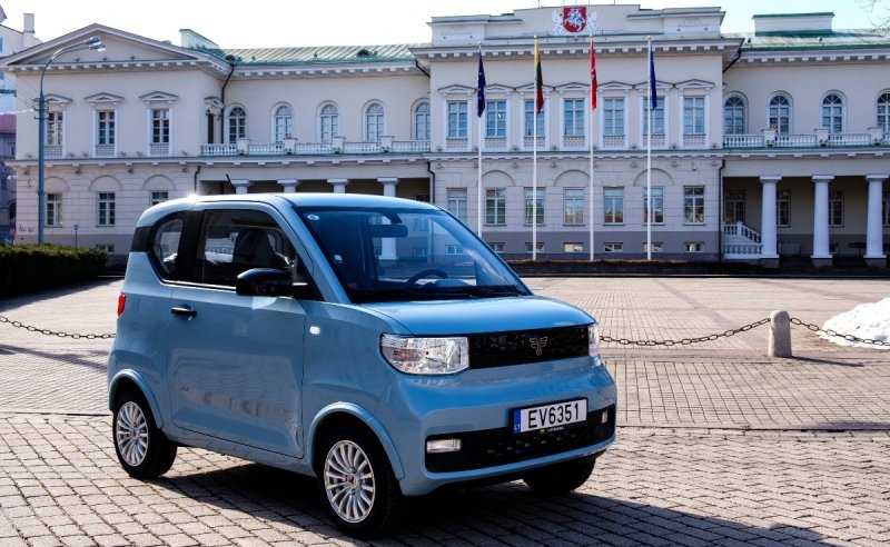 
            В Европе выпустили дешевый электрокар с названием первой машины из России
        