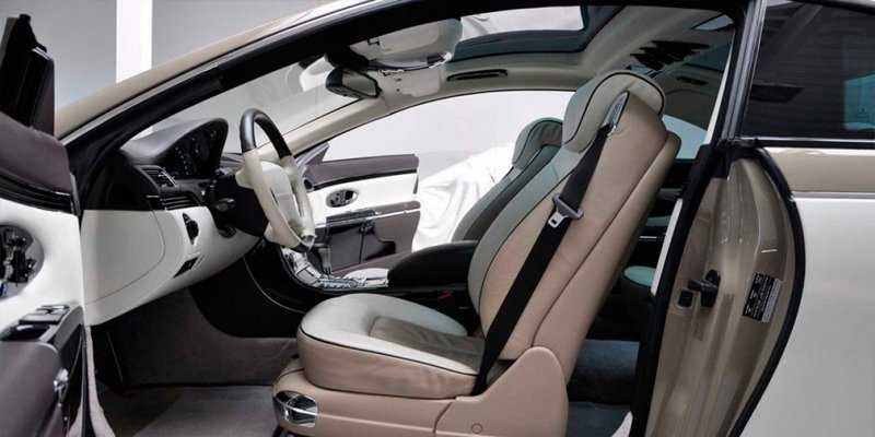 
            Сделанный для Муаммара Каддафи Maybach показали на видео
        