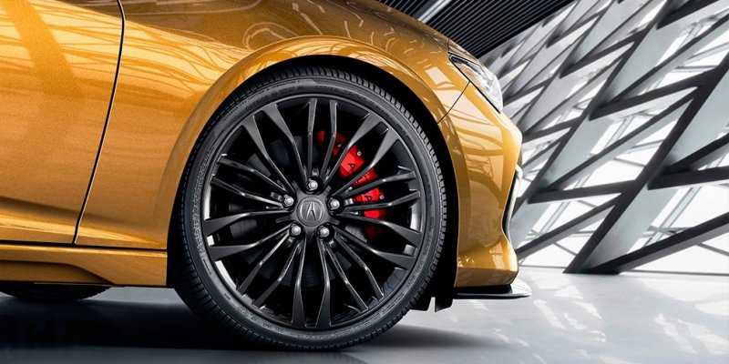 
            Acura рассказала о самом мощном седане в своей истории
        
