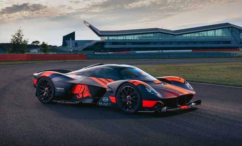 
            10 самых дорогих автомобилей в мире. Рейтинг
        