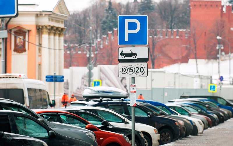 
            Парковки на всех улицах Москвы станут бесплатными на один день
        