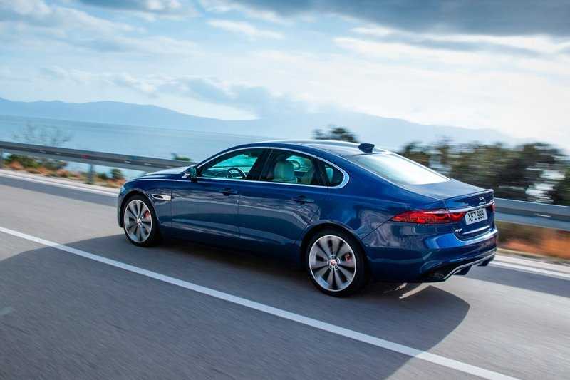 
            Jaguar объявил рублевые цены на обновленный XF
        