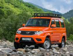 В Чехии начали продавать UAZ Patriot. Его сравнили со старым Pajero