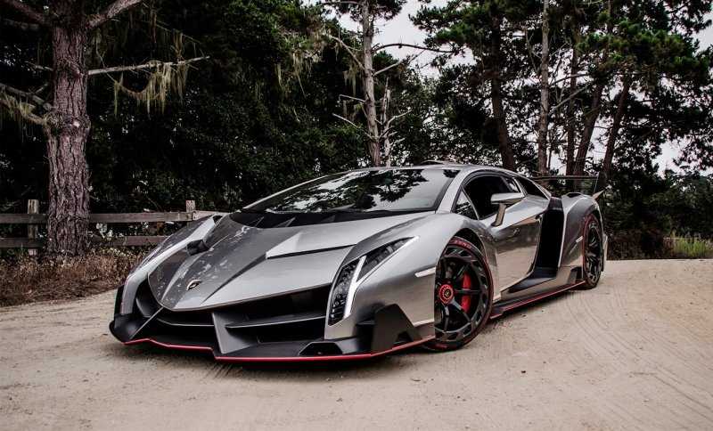 
            10 самых дорогих автомобилей в мире. Рейтинг
        