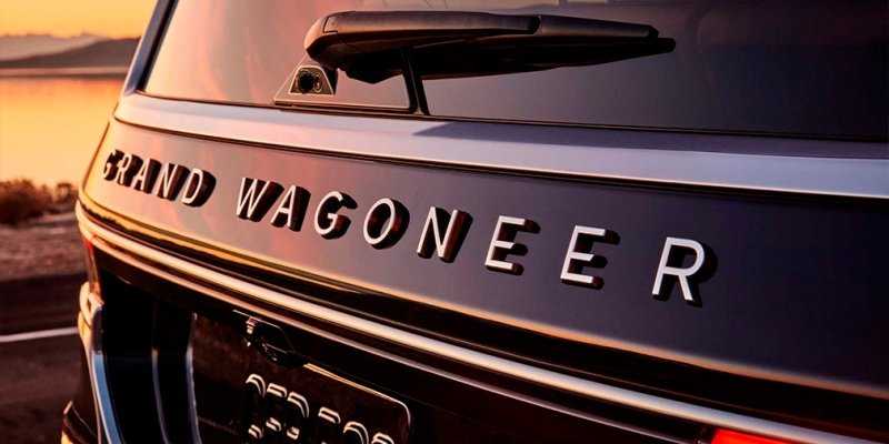 
            Jeep представил флагманские внедорожники Wagoneer и Grand Wagoneer
        