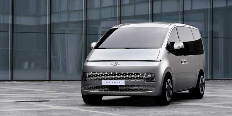 
            Hyundai показал 11-местный минивэн с дизайном космического корабля
        