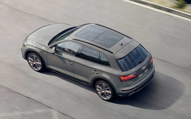 
            Audi назвала рублевую стоимость обновленного Q5
        