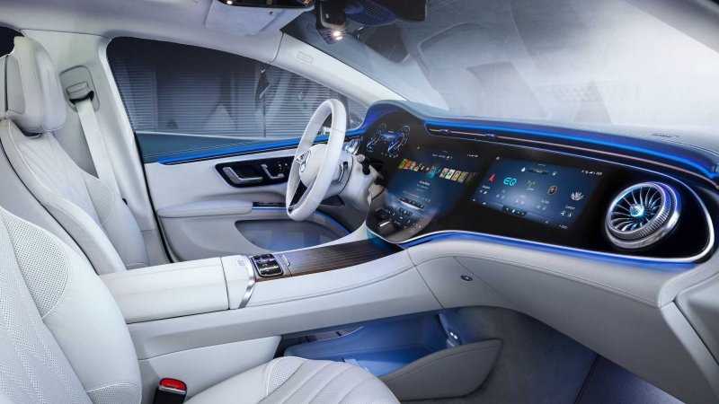 
            Mercedes показал «салон будущего». Фото
        