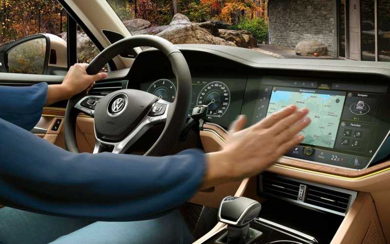 
            Volkswagen откажется от стороннего программного обеспечения
        