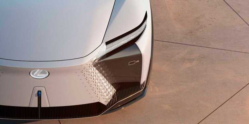 
            Lexus намекнул на будущие модели выпуском концептуального кроссовера
        