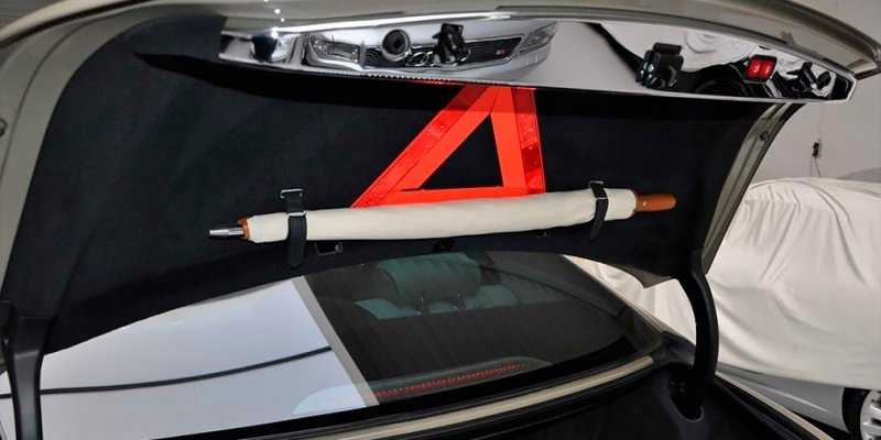 
            Сделанный для Муаммара Каддафи Maybach показали на видео
        