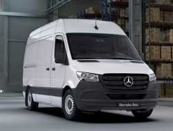 Mercedes отзовет в России фургоны Sprinter из-за риска возгорания