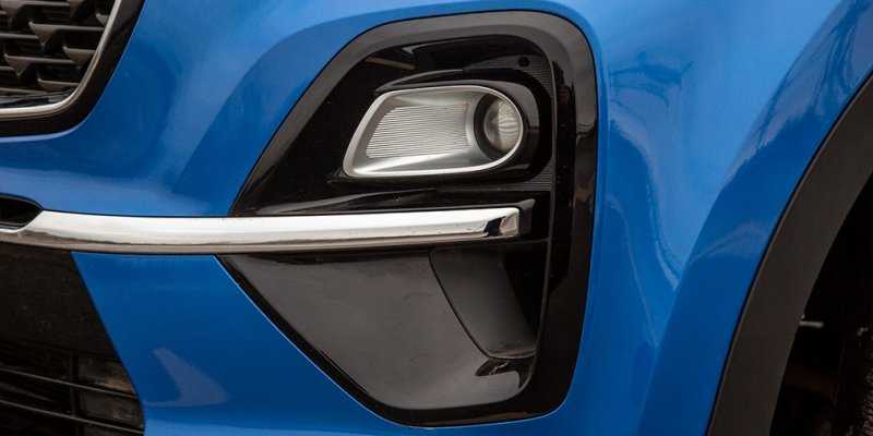 
            Базовые ценности. Тест-драйв Toyota RAV4 и Kia Sportage
        