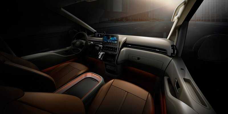 
            Hyundai показал 11-местный минивэн с дизайном космического корабля
        