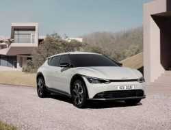 Компания Kia представила новый кроссовер