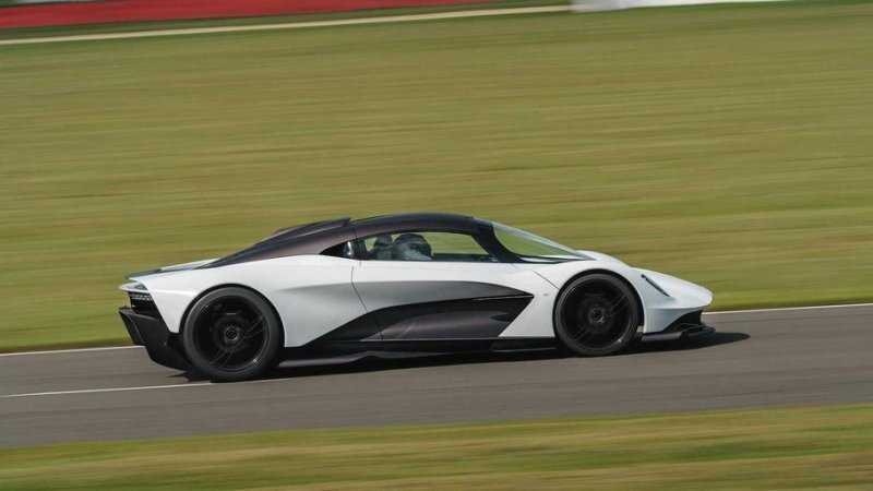 Aston Martin откажется от разработки мотора для суперкара Valhalla