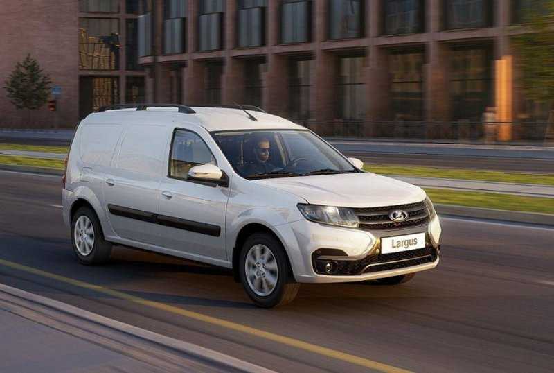 АвтоВАЗ рассказал о перспективах Lada Largus FL с «автоматом»