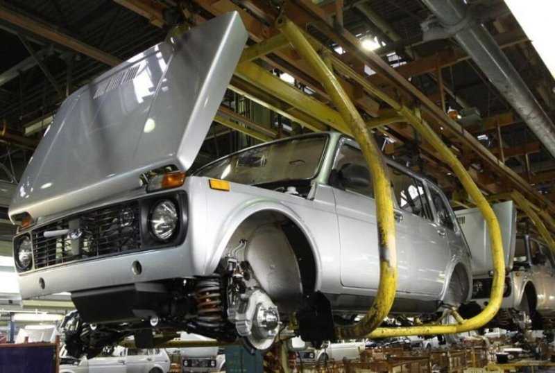 АвтоВАЗ возобновил производство пятидверной Lada Niva Legend