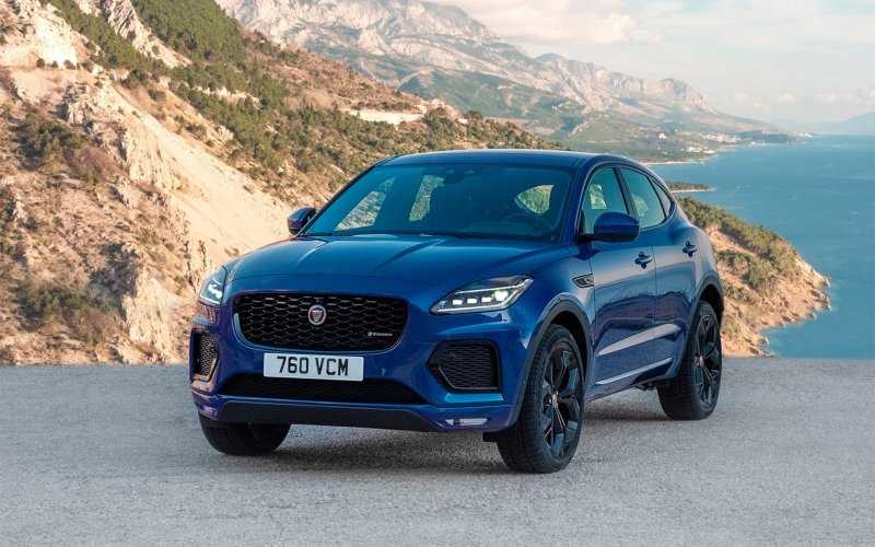 
            Jaguar назвал российскую стоимость обновленного кроссовера E-Pace
        
