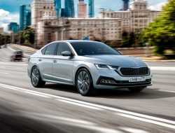 Skoda Octavia получила два новых мотора в России