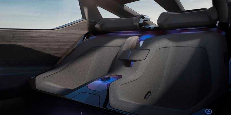 
            Lexus намекнул на будущие модели выпуском концептуального кроссовера
        