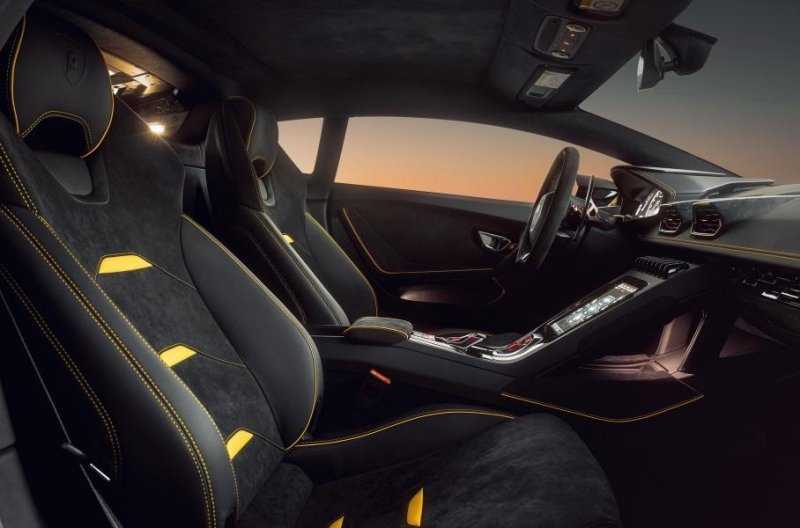 Для заднеприводного Lamborghini Huracan Evo разработали первый тюнинг